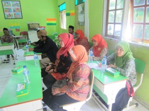 Read more about the article Study Banding MI Assa’adah Sambeng di MI Unggulan Sabilillah Lamongan