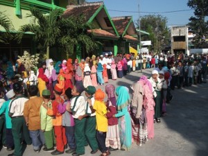 Read more about the article Halal Bi Halal dan Silaturrahim Keluarga Besar MIUS