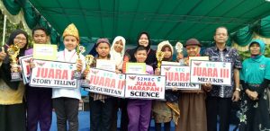 Read more about the article MIUS Memborong Piala di Ajang S2MEC dan STC Ke-65 SMPN 1 Lamongan