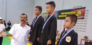 Read more about the article Siswa MIUS Berhasil Meraih 2 Medali Dalam Kejuaraan POPDA Kabupaten Lamongan