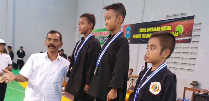 Read more about the article Siswa MIUS Berhasil Meraih 2 Medali Dalam Kejuaraan POPDA Kabupaten Lamongan