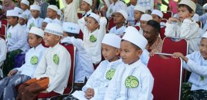 Read more about the article Khitan Massal Dalam Rangka Maulid Nabi Muhammad  Saw Dan Milad Ke-10 MI Unggulan Sabilillah (MIUS) Lamongan
