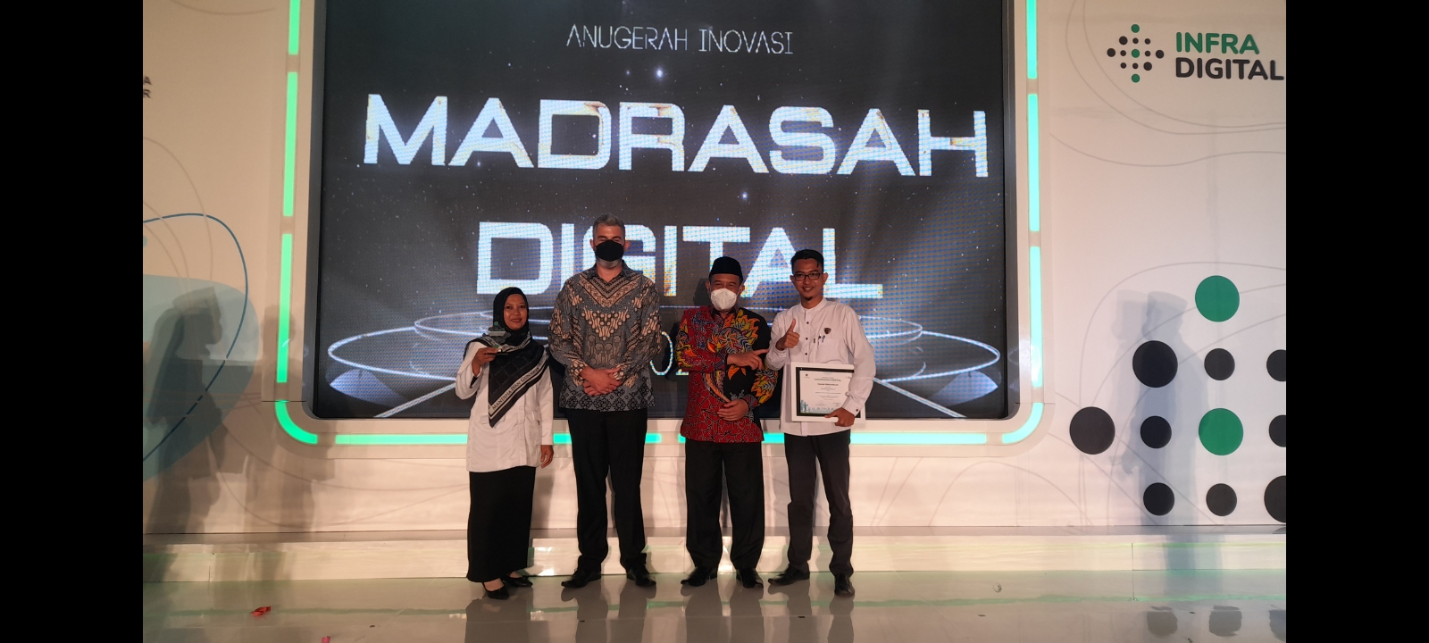 Read more about the article Anugerah Inovasi Madrasah Digital 2021