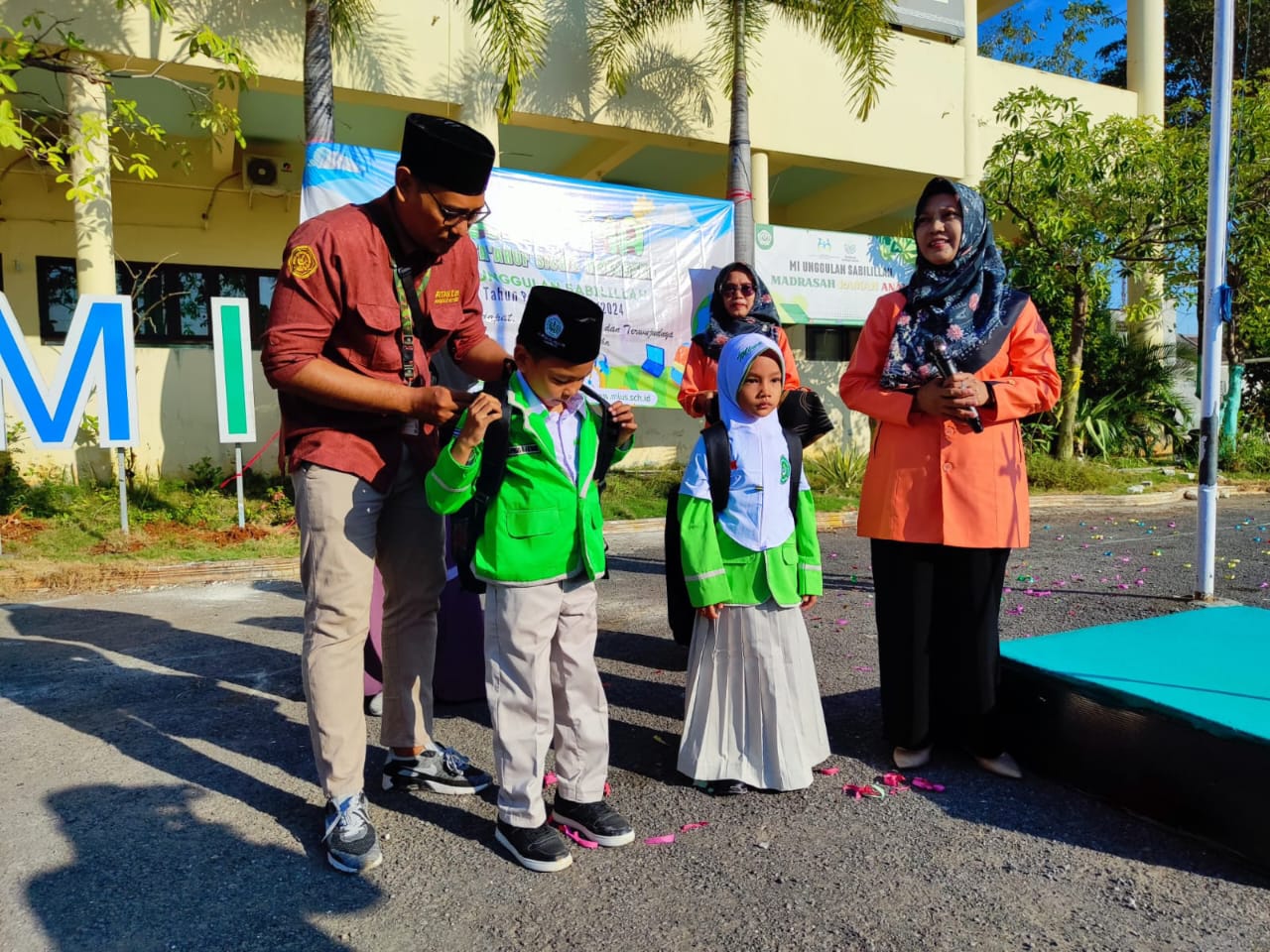 Read more about the article Sukses Masa Ta’aruf Siswa Madrasah di MI Unggulan Sabilillah Lamongan Tahun Ajaran 2023/2024