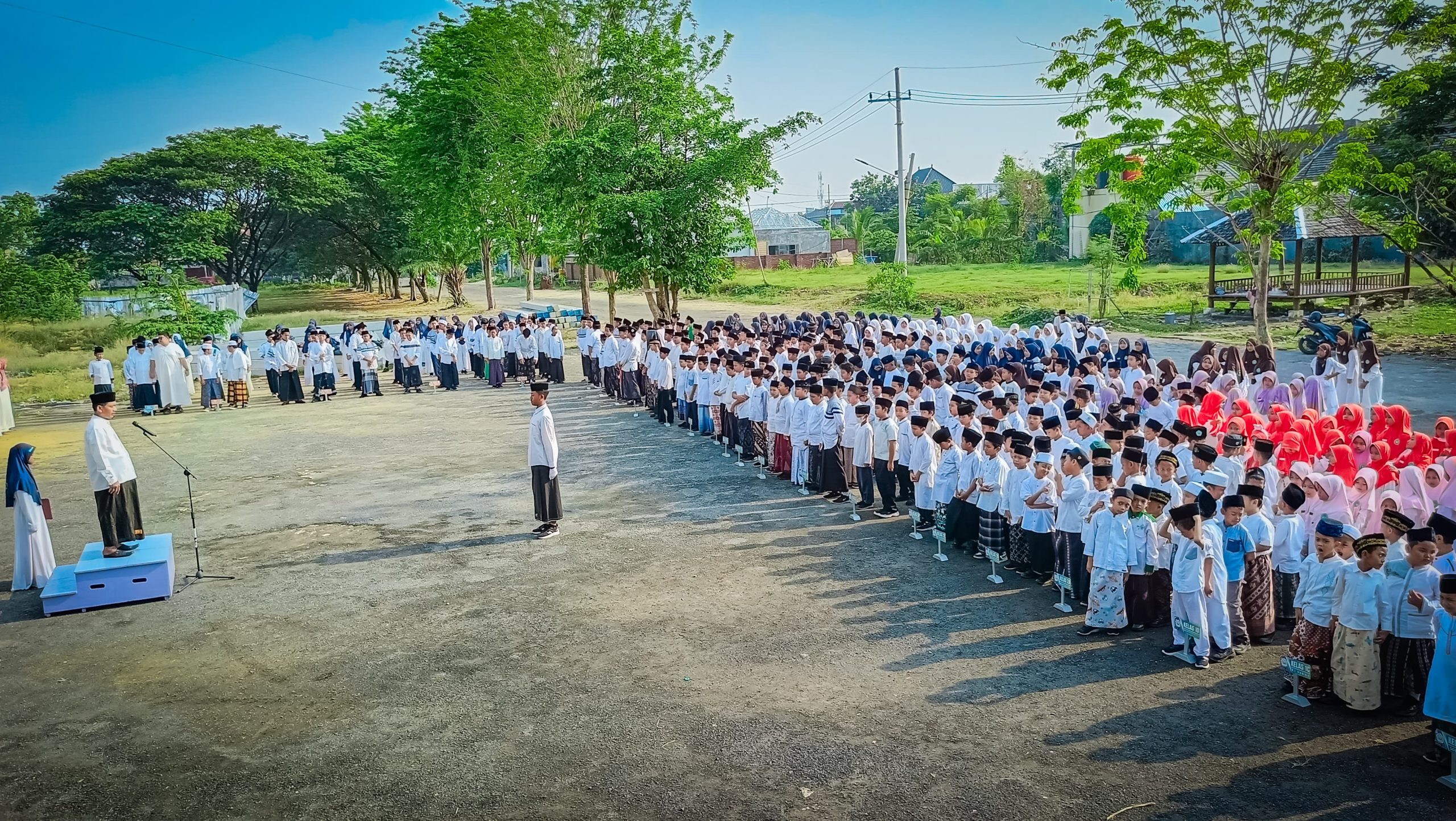 Read more about the article Yayasan Sabilillah Lamongan Gelar Peringatan Hari Santri Nasional 2024 dengan Penuh Khidmat dan Semangat